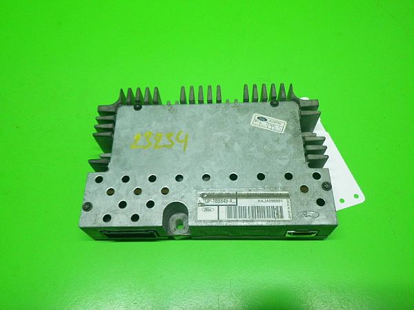 Sound amplifier