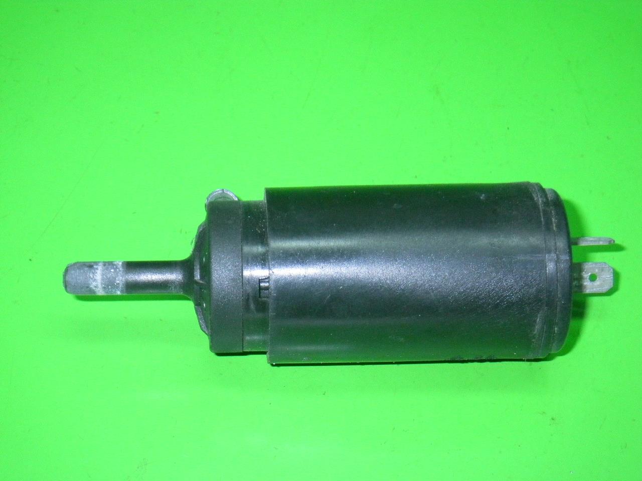 Ruitensproeier pomp / motor AUDI 80 (81, 85, B2)