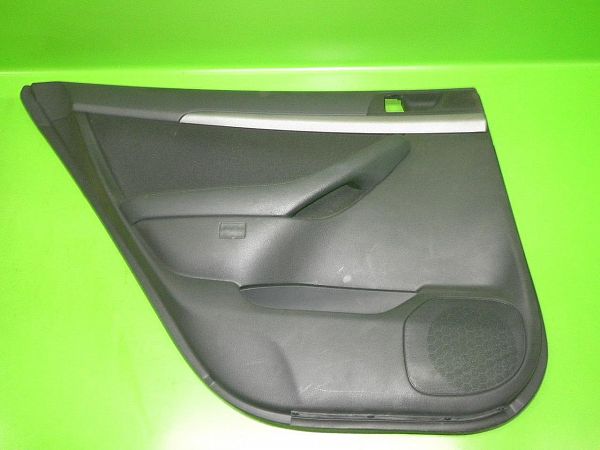 Side coverings TOYOTA AVENSIS (_T25_)