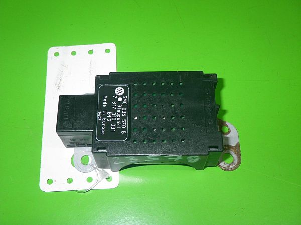 Radio multidisplay VW GOLF V (1K1)