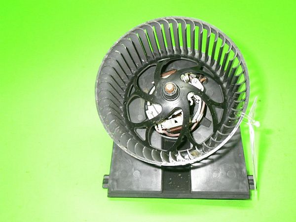 Kachel Ventilatiemotor / aanjager VW GOLF Mk IV (1J1)