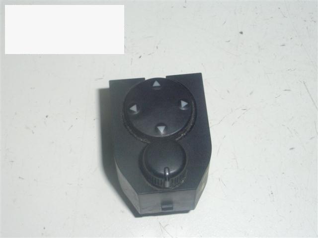 Bouton de commutateur rétroviseur latéral