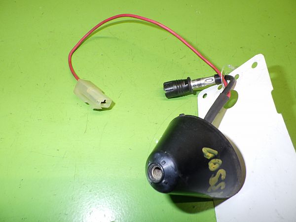 Wyświetlacz radia i akcesoria audio MITSUBISHI CARISMA (DA_)