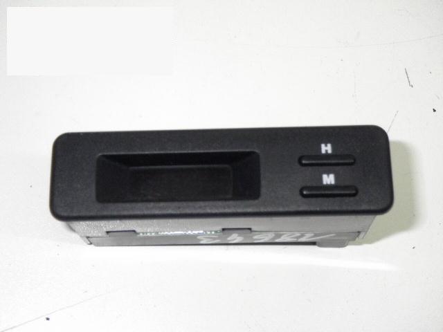 Zegarek elektroniczny / cyfrowy SUZUKI BALENO Hatchback (EG)