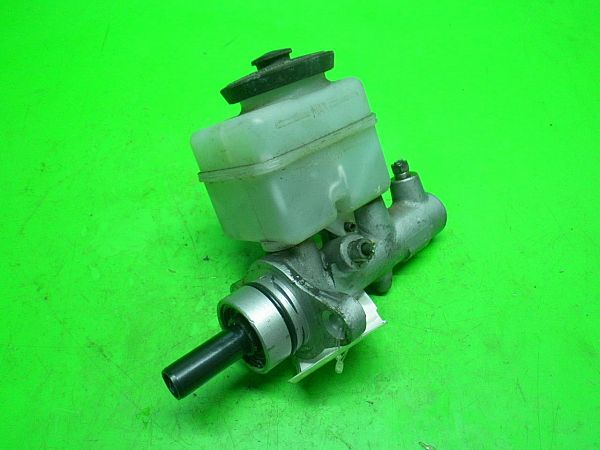 Brake - Master cylinder TOYOTA COROLLA Estate (_E11_)