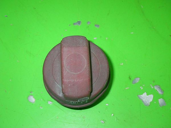 Tankdeckel AUDI A6 (4A2, C4)