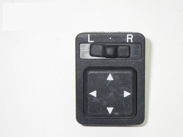 Lusterka boczne – pokrętło przełącznika regulacji TOYOTA AVENSIS Liftback (_T22_)