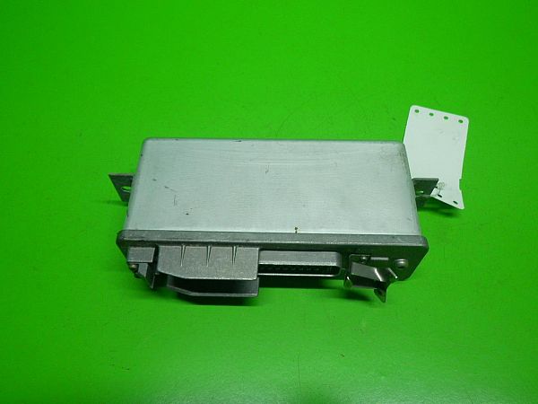 Boitier commande ABS BMW 7 (E32)