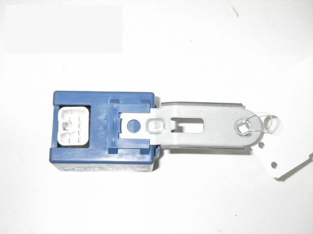 Ruitenwisser relais TOYOTA COROLLA Compact (_E11_)