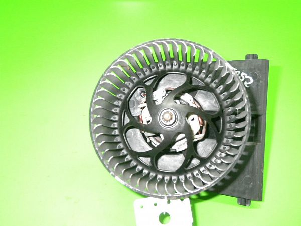 Kachel Ventilatiemotor / aanjager VW GOLF Mk IV (1J1)