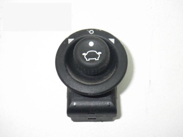 Wing mirror - switch FORD FOCUS Saloon (DFW)