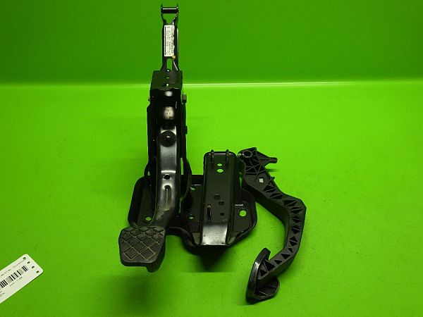 Pedal mounting - complete SKODA FABIA I Combi (6Y5)
