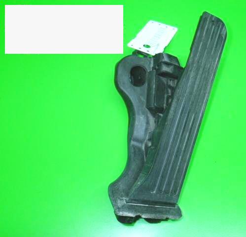 Accelerator pedal VW PASSAT Estate (3C5)