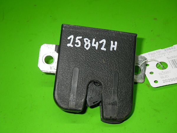 tailgate opener VW POLO (9N_)
