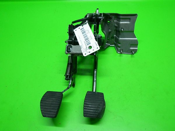 Pedal mounting - complete PEUGEOT 207 (WA_, WC_)