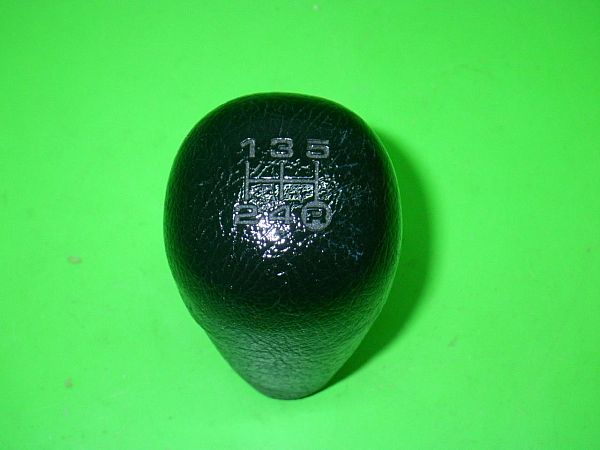 Gear knob DAIHATSU CHARADE VI (L251, L250_, L260_)