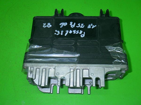 Computer motormanagement VW PASSAT B3/B4 Estate (3A5, 35I)