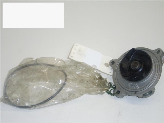 Pompe à eau AUDI 100 (4A2, C4)