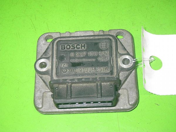 Steuergerät elektr. Zündung VW PASSAT B3/B4 Estate (3A5, 35I)