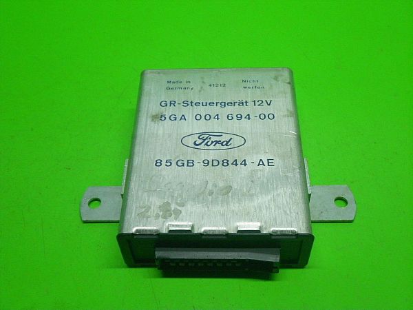 Radio multidisplay FORD GRANADA Mk III  Saloon (GGE)