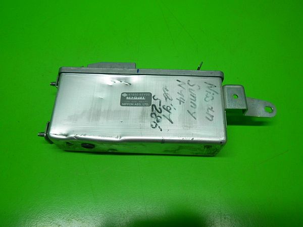 ABS - elboks NISSAN SUNNY Mk III Liftback (N14)