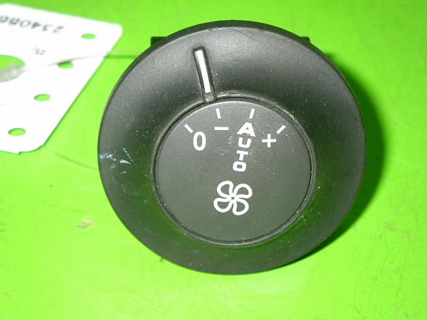 Przełącznik wentylatora i obiegu powietrza PEUGEOT 807 (E)