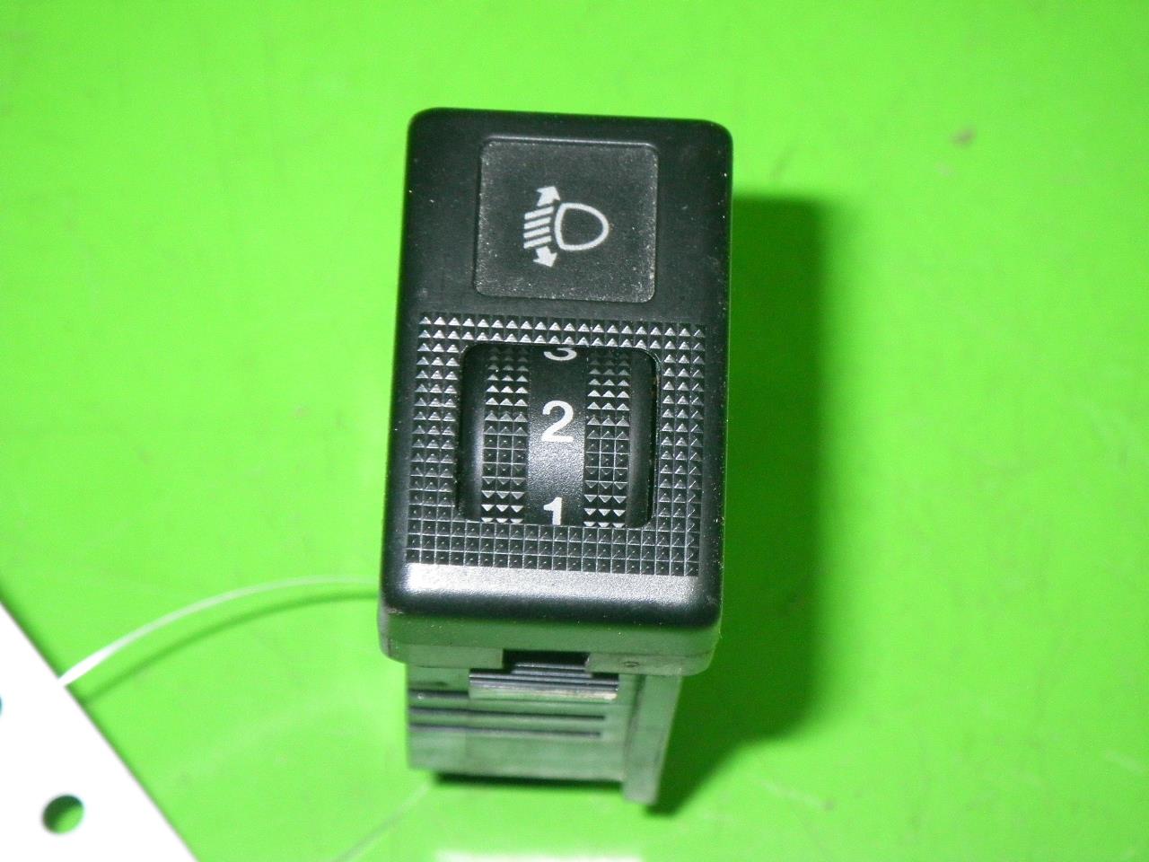 Switch - light adjuster MAZDA 2 (DY)