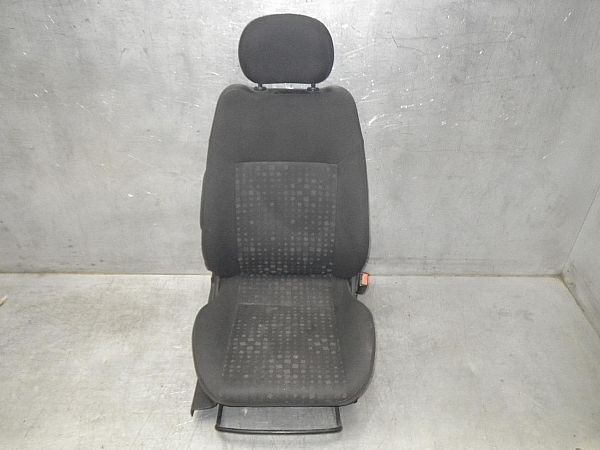 Front seats - 4 doors OPEL AGILA (A) (H00)