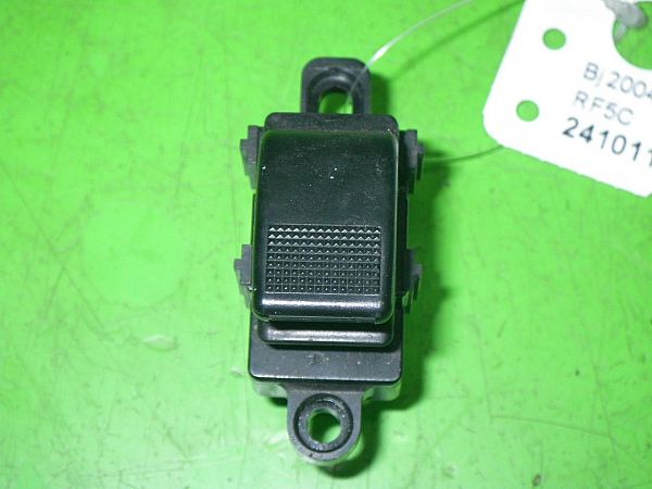 Switch - electrical screen heater MAZDA 6 Station Wagon (GY)