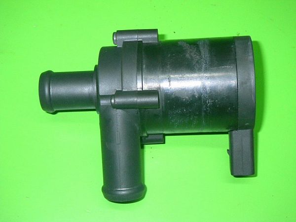 Water pump SEAT IBIZA Mk IV (6J5, 6P1)