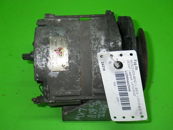Generator MERCEDES-BENZ SPRINTER 4-t Box (904)