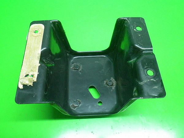 Reserveradhalter FORD MAVERICK (UDS, UNS)