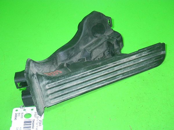 Accelerator pedal VW GOLF V (1K1)