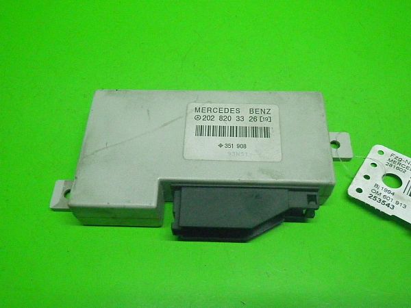 Radio multidisplay MERCEDES-BENZ C-CLASS (W202)