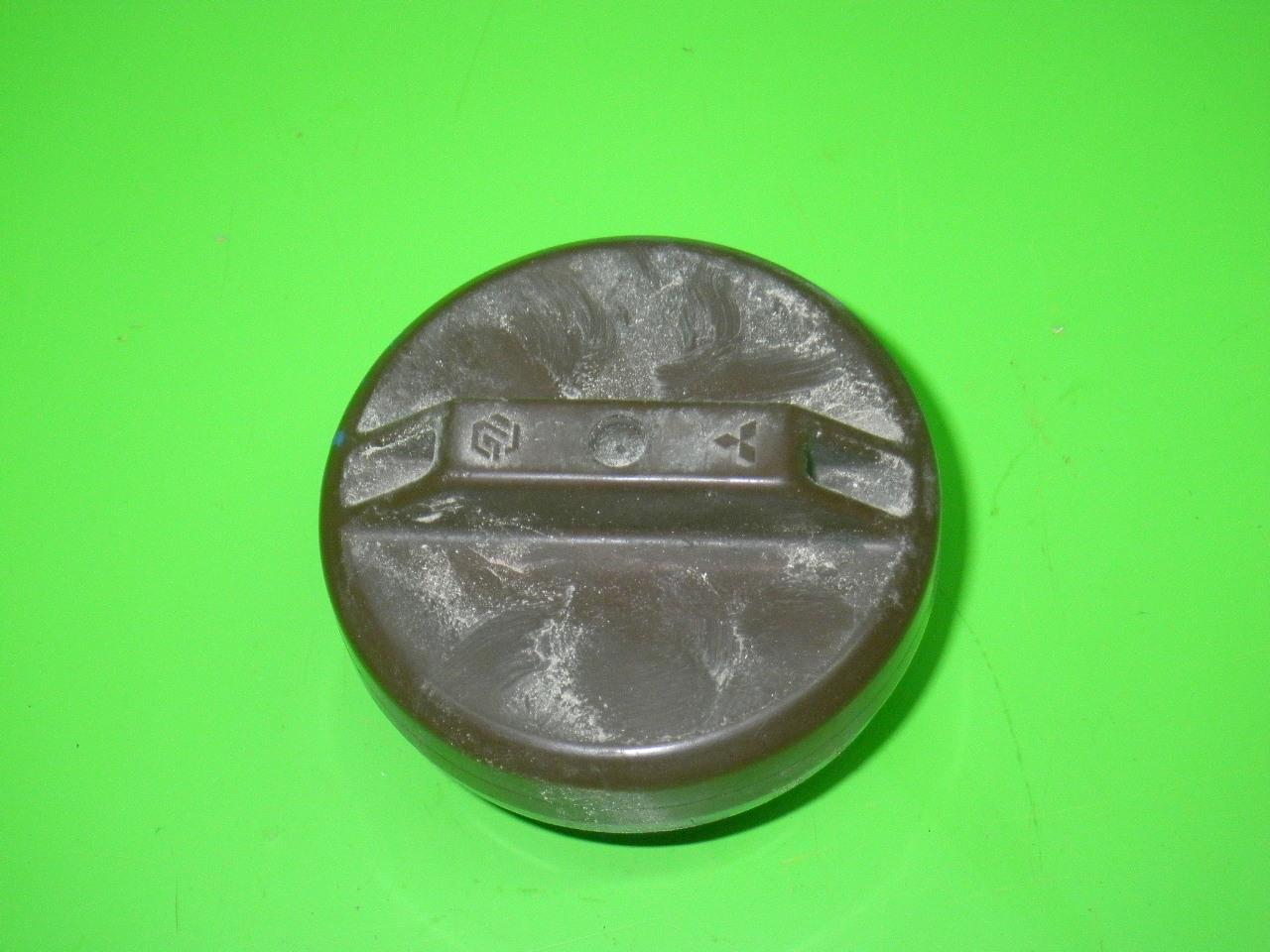 bouchon de remplissage MITSUBISHI GALANT Mk V Saloon (E5_A, E7_A, E8_A)