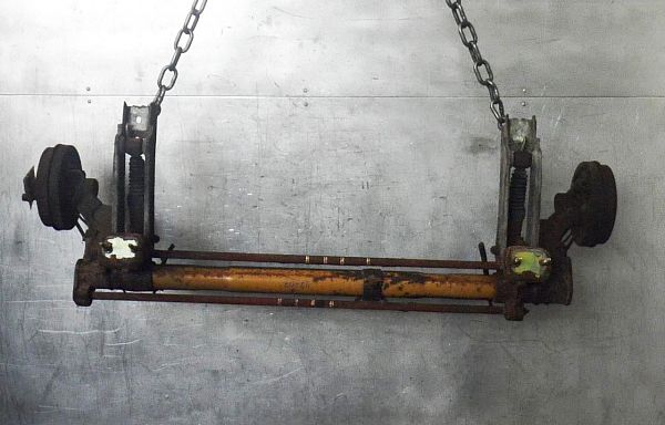 Rear axle assembly - complete PEUGEOT 205   (741A/C)