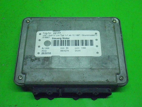 Computer motormanagement VW GOLF Mk IV (1J1)