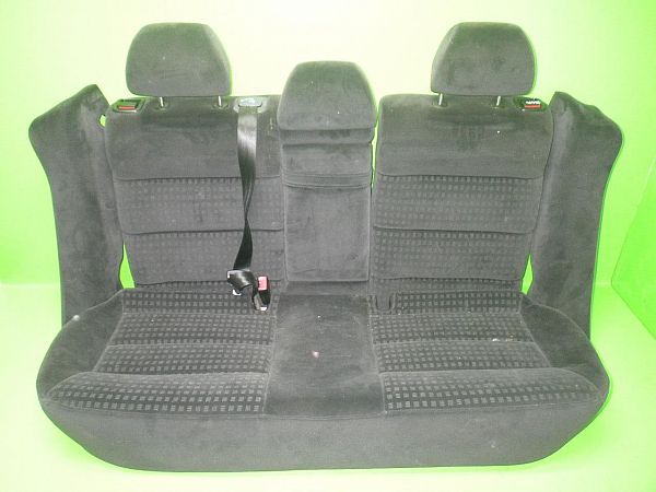 Fotel tylny VW PASSAT (3B3)