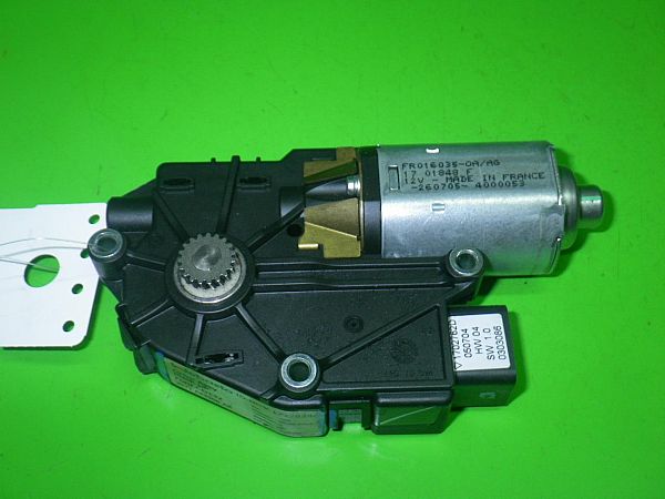 Takluke motor JAGUAR X-TYPE (X400)