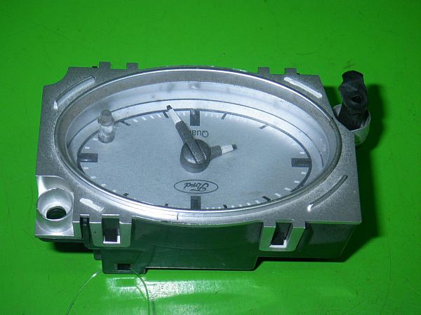 Uhr FORD MONDEO Mk III (B5Y)