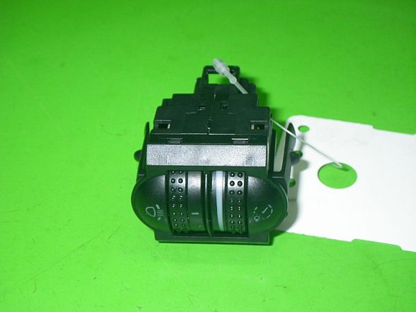 Switch - light adjuster VW PASSAT (3B3)