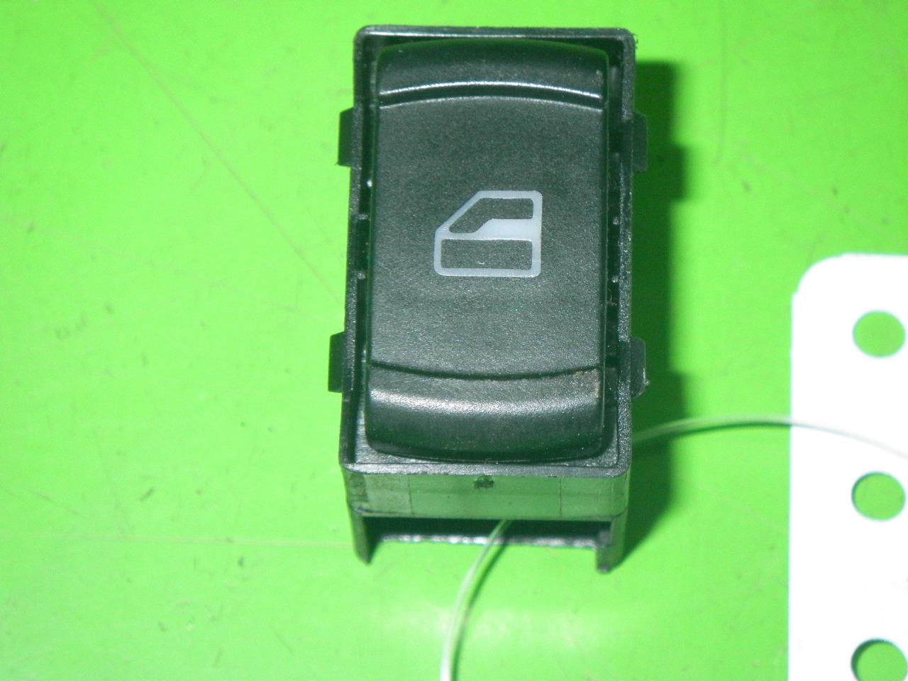 Electrische raamschakelaar VW PASSAT (3B3)