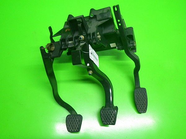 Pedal mounting - complete ROVER 75 (RJ)