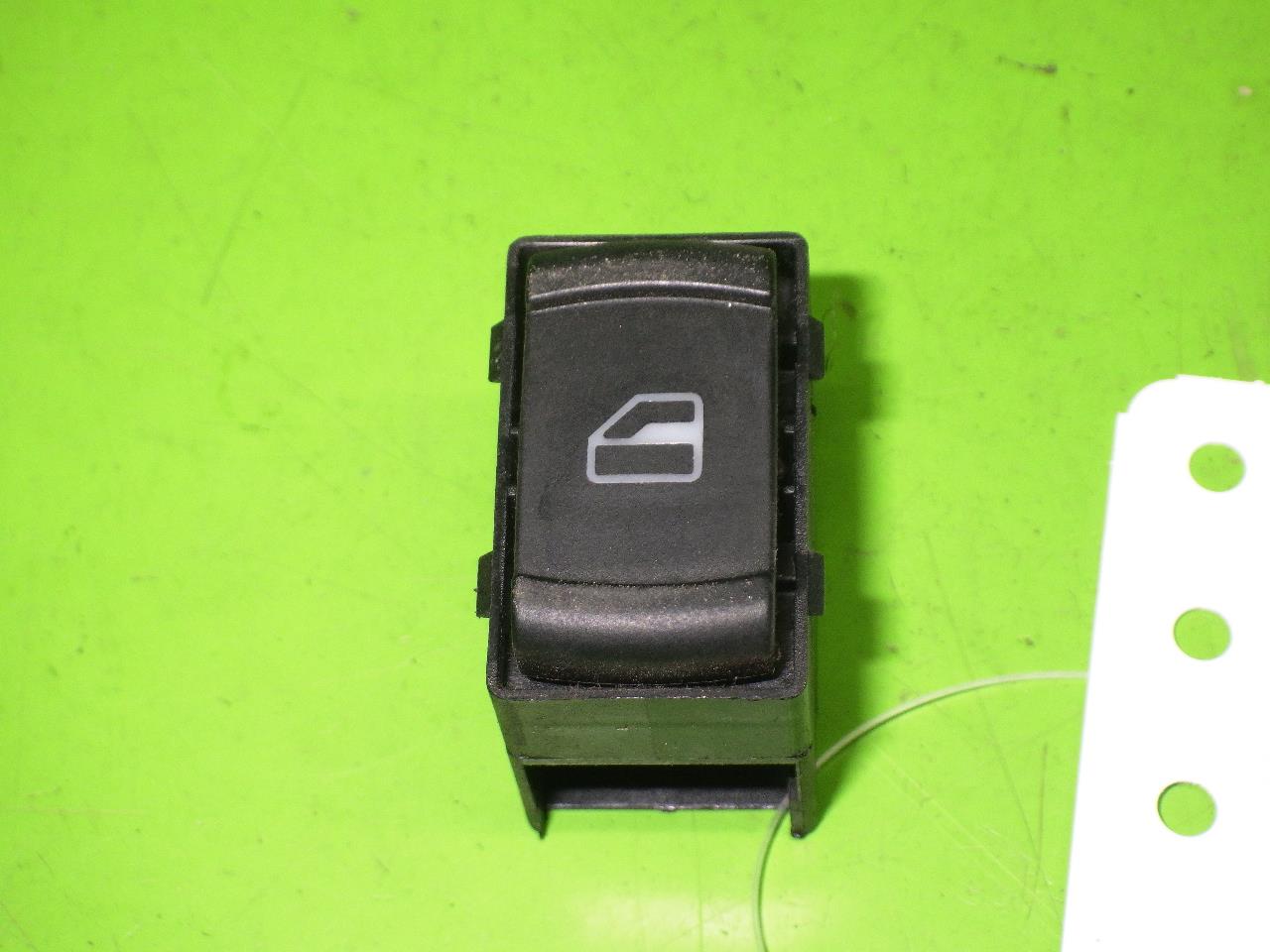 Electrische raamschakelaar VW PASSAT (3B3)