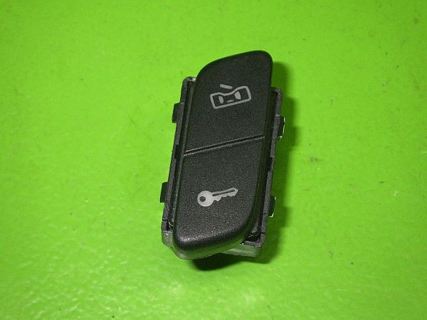 boitier commande fermeture centraliser VW POLO (9N_)