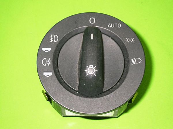 Lichtschakelaar AUDI A6 Avant (4F5, C6)