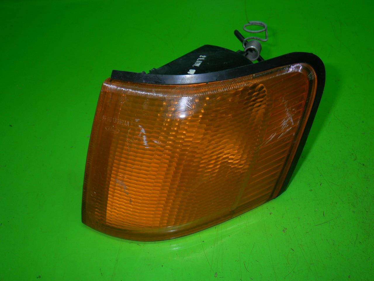Blinker vorn FORD GRANADA Mk III  (GAE, GGE)