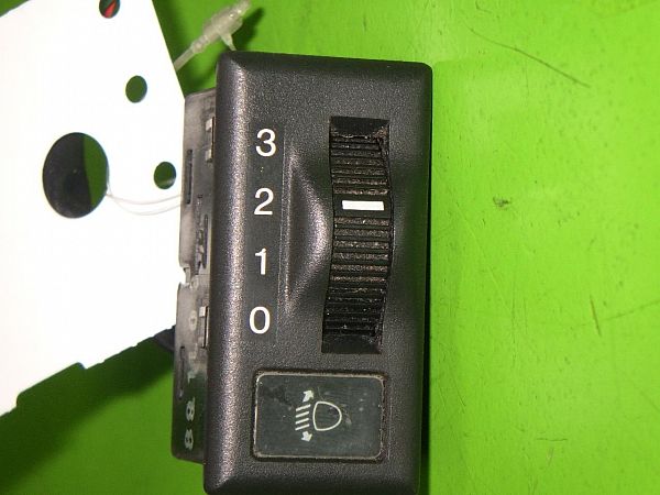 Switch - light adjuster HONDA PRELUDE Mk III (BA)