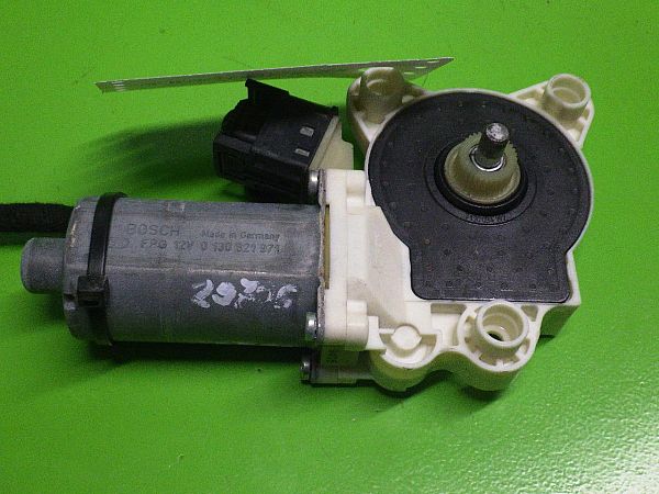 Window regulator motor MERCEDES-BENZ E-CLASS T-Model (S211)