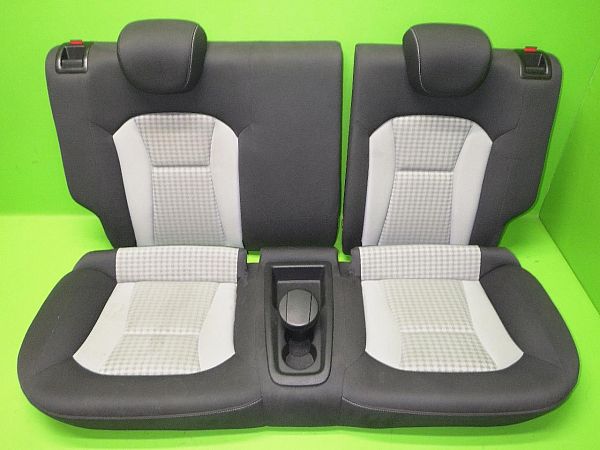 Back seat AUDI A1 Sportback (8XA, 8XF)